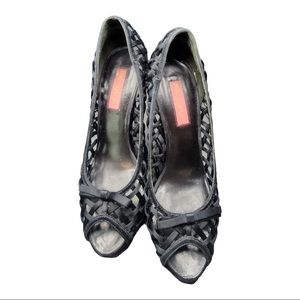 Betsey Johnston heels basket weave with a bow